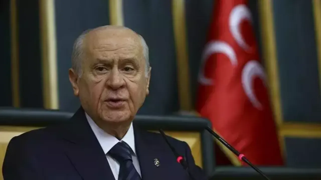 Devlet Bahçeli'den şampiyon Galatasaray'a tebrik