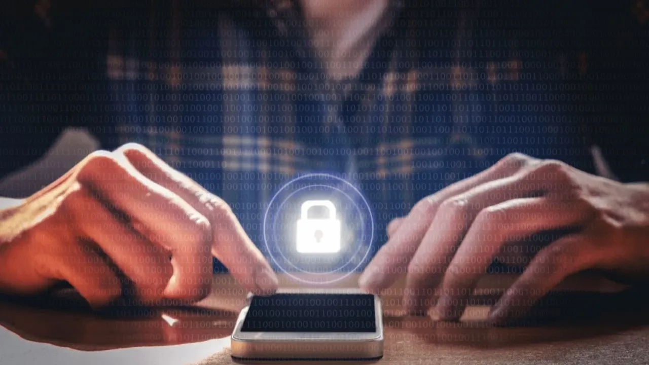 iPhone sahipleri dikkat dinleniyor olabilirsiniz! Bu özelliği hemen kapatın