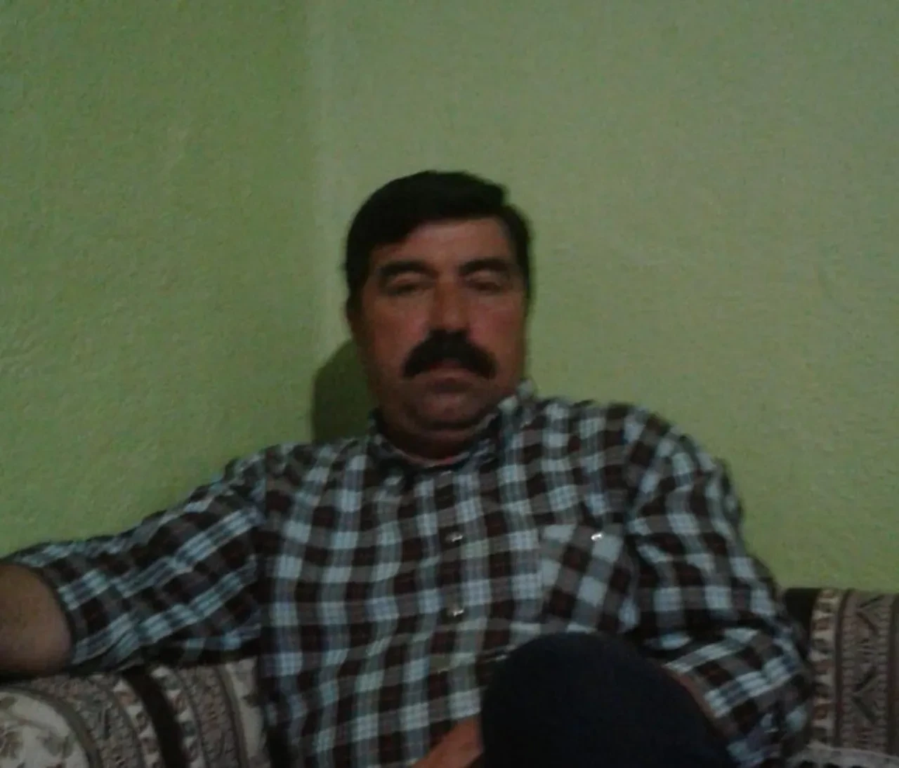 Kahreden ölüm! Süt sağarken canından oldu