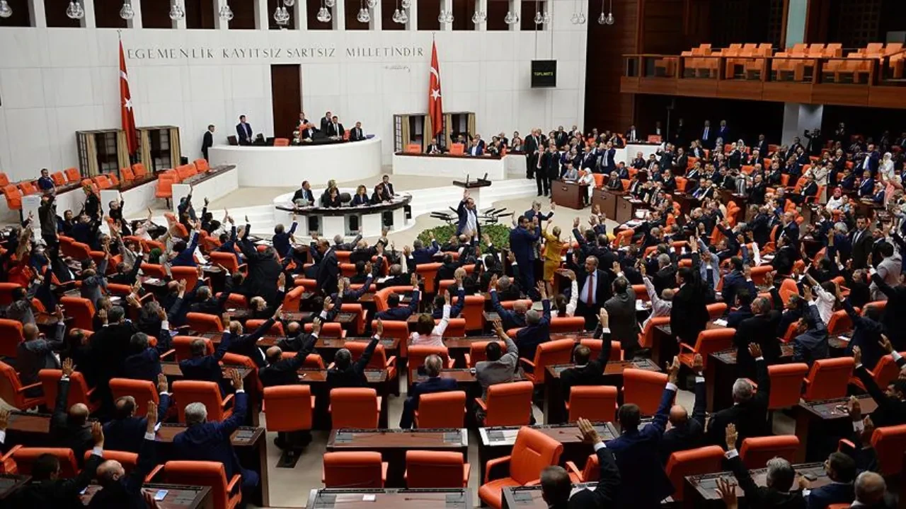 Meclis'te sandık kuruluyor: Yeni başkan için geri sayım başladı