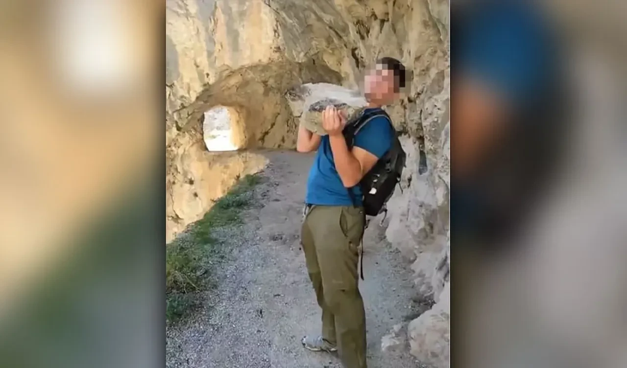 Milli parkta vadiden yuvarladığı taş cebinden binlerce euro çıkmasına neden oldu