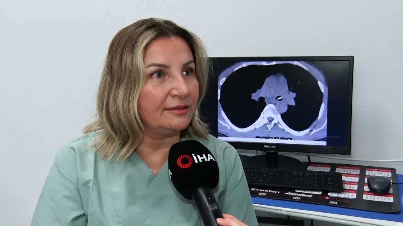 Sabah uyandığında büyük şok yaşadı! Şiddetli öksürük şikayetiyle gitti, acil ameliyata alındı