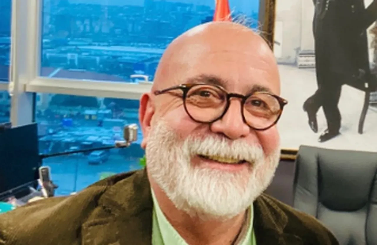 Son dakika | İBB Basın Yayın Başkanı Taner Çetin gözaltında! İhale yolsuzluğuyla suçlanıyor