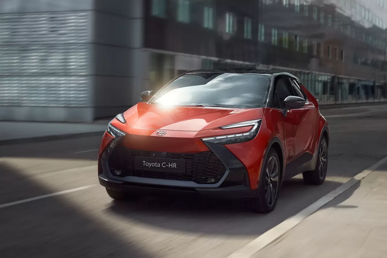Toyota'dan ABD kararı! Üretimi durdurulan model geri geliyor: İşte C-HR'nin özellikleri