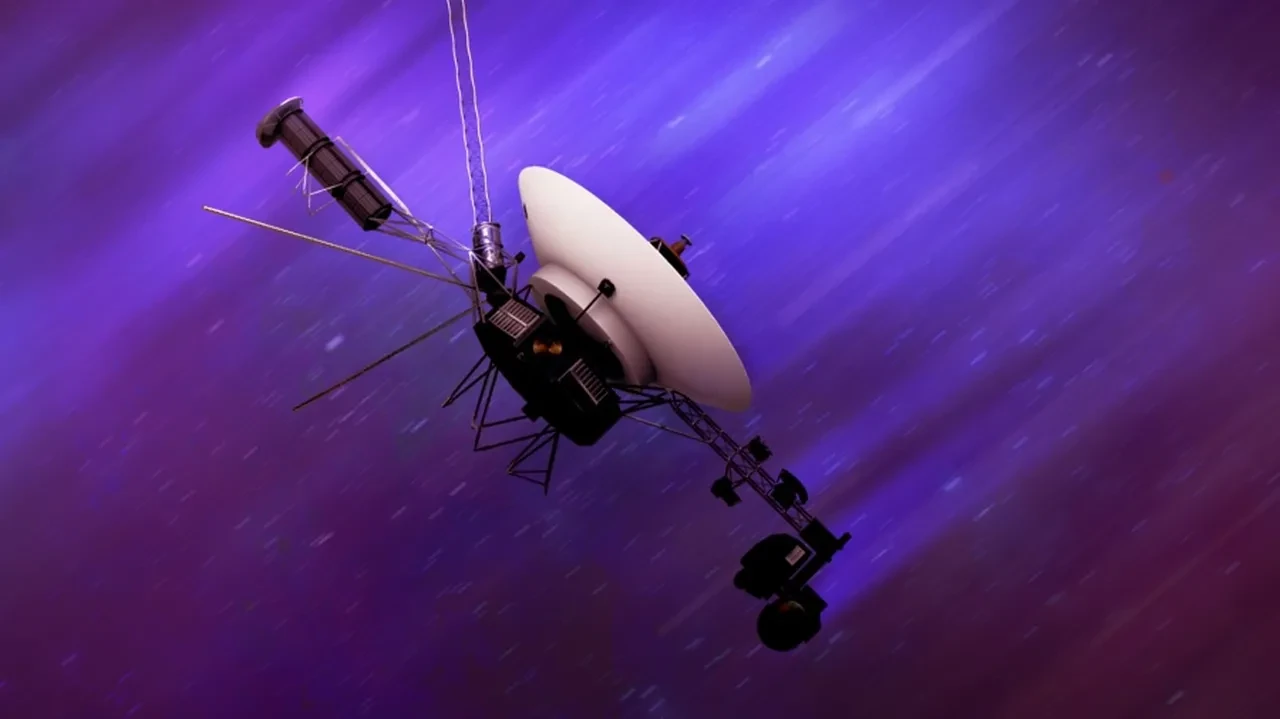 Voyager 1'e 24 milyar kilometreden hayat öpücüğü