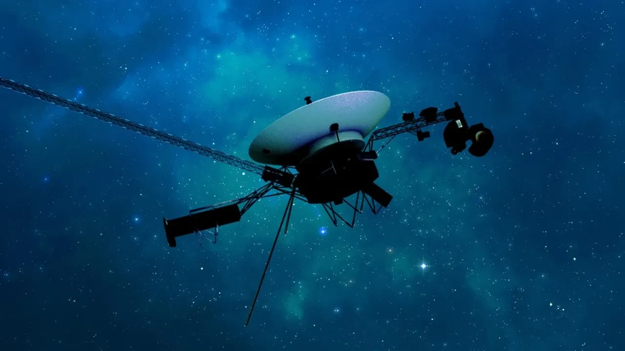 Voyager 1'e 24 milyar kilometreden hayat öpücüğü