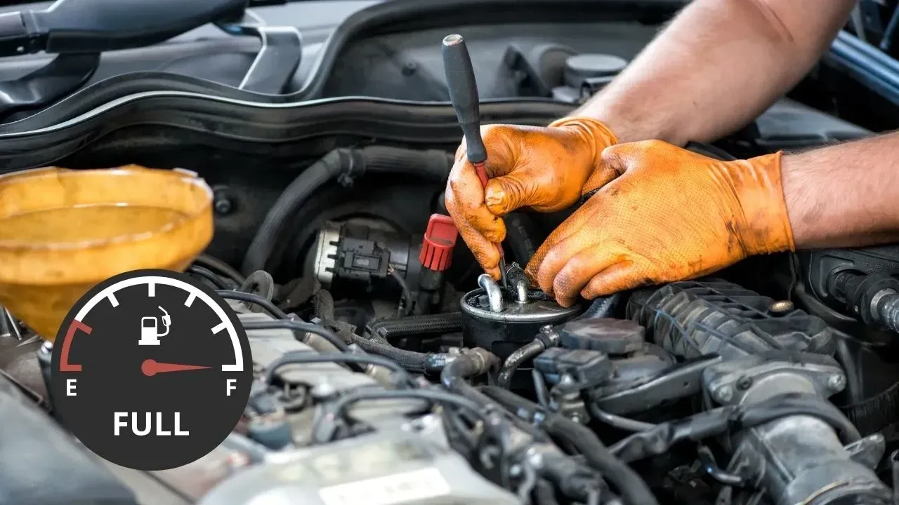 Yakıtınızın bu seviyenin altında düşmesini sakın beklemeyin motorunuz yanabilir! Motor ustası en çok yapılan hatayı açıkladı