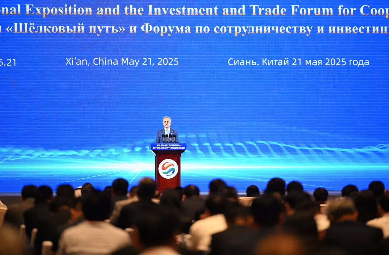 Bakan Uraloğlu 9. İpek Yolu Uluslararası Fuarı''nda