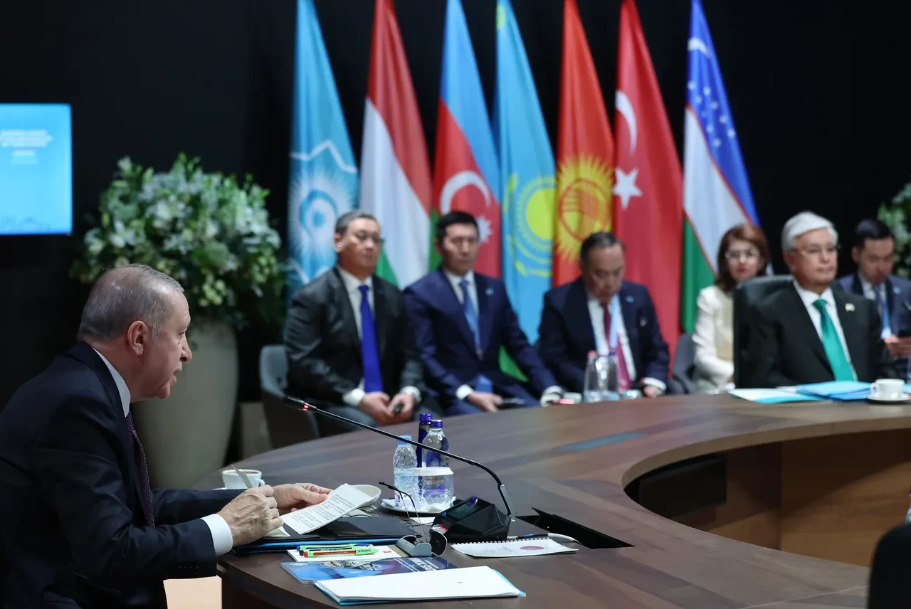 Cumhurbaşkanı Erdoğan'dan Türk dünyasına Kıbrıs mesajı! 'Tam üyeliğini ümit ediyoruz'