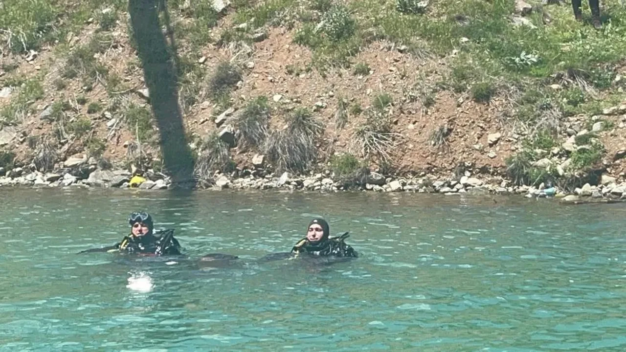 Erzincan'da gizem çözüldü: Barajın dibinde bulunan araçtan kayıp şahıs çıktı!