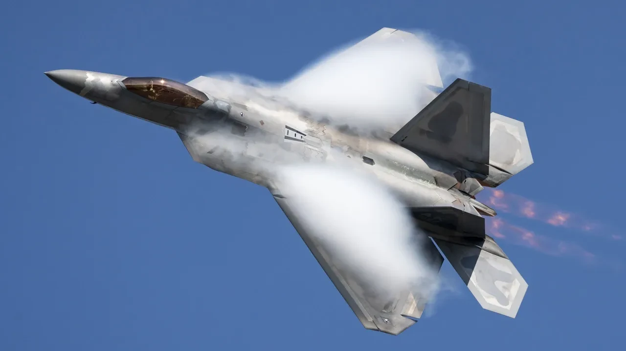 F-22 ve F-35 uçaklarını bekleyen tehlike! Yeni silahı tanıttılar: Gizliliği bile tespit edecek