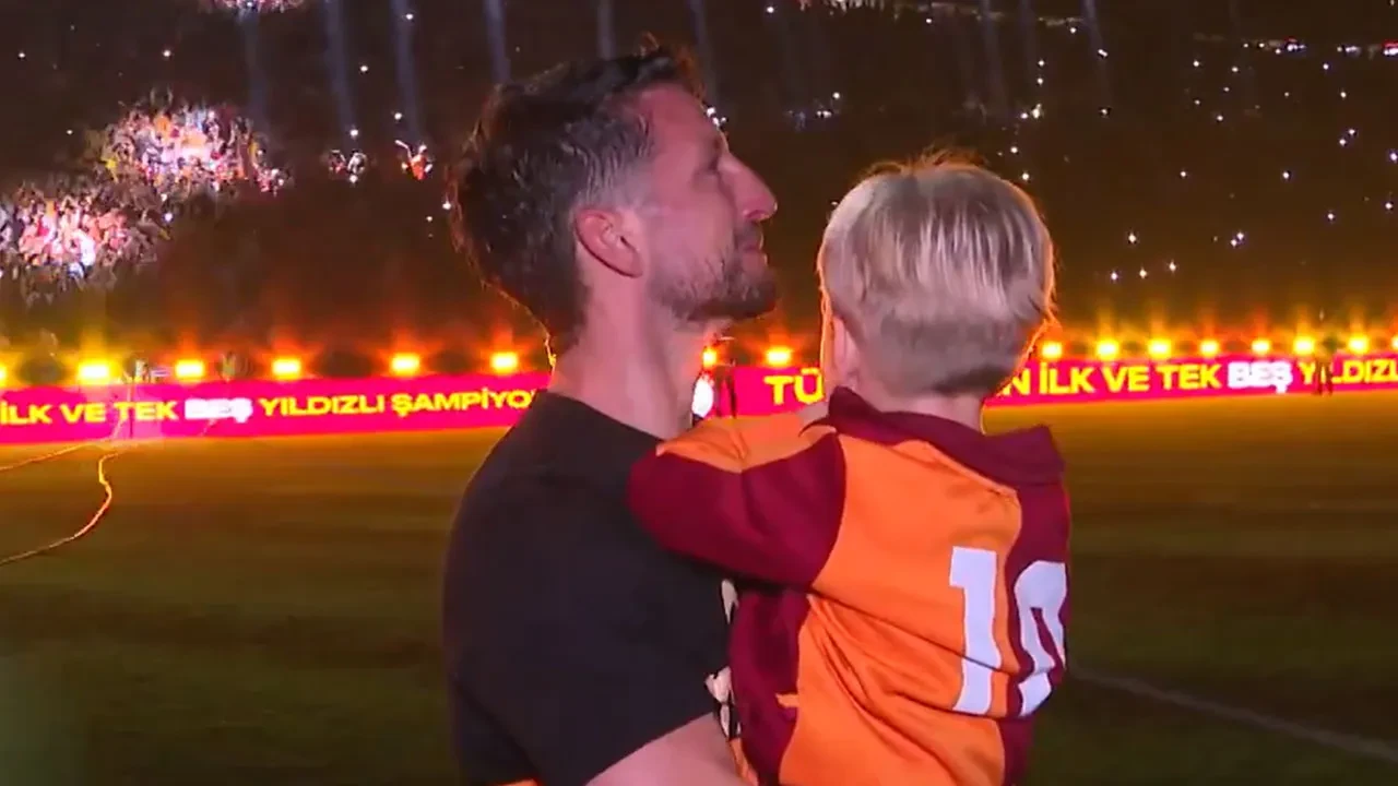 Galatasaraylı Dries Mertens'ten emeklilik açıklaması: Yapacak çok şey var