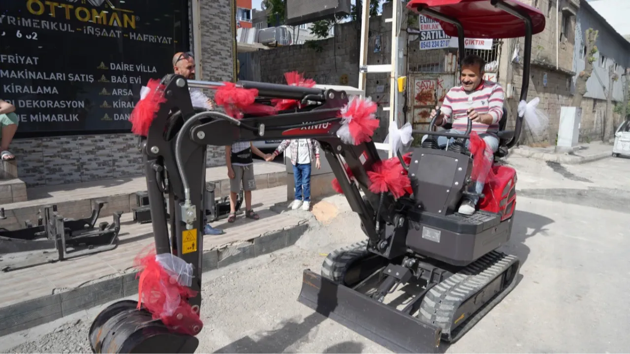 Gaziantepli esnaftan Suriyeli çalışanına büyük jest! Tam 1 milyon lira verdi