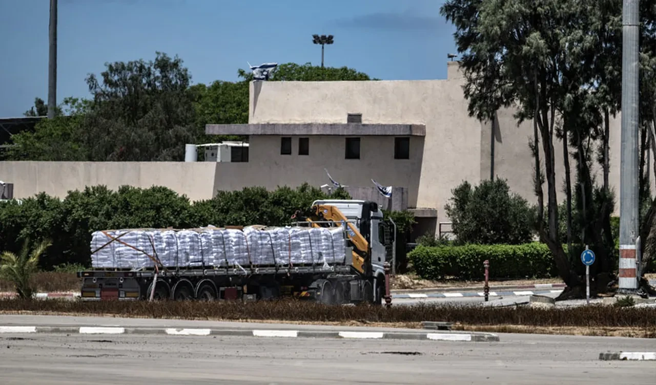 Gazze'ye giren yardım tırlarındaki malzemeler Filistinlilere dağıtılmıyor! İsrail'in kirli oyunu
