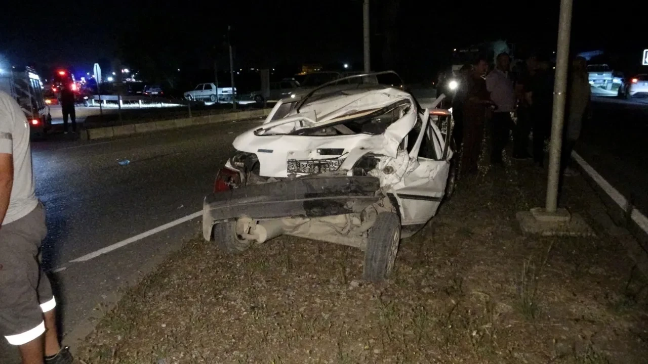 Kaza sonrası gözyaşlarına boğulmuştu! Kırmızı ışıkta bekleyen otomobile çarpan sürücü alkollü çıktı, tutuklandı