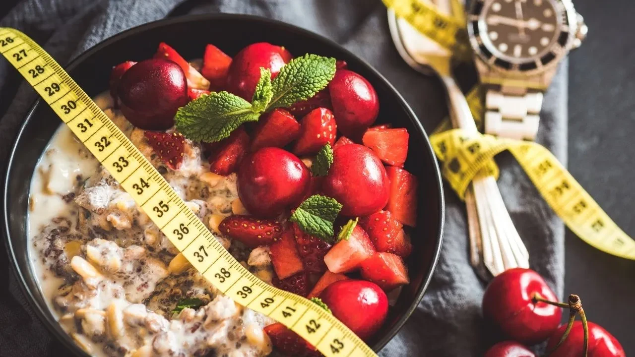 Kilo vermek için en doğru yemek yeme saatleri! Bu yöntemle kısa sürede yağ yakabilirsiniz