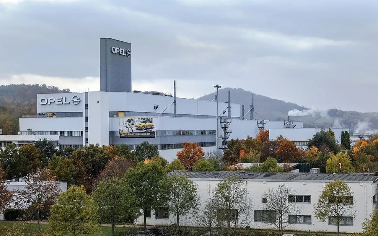 Opel düşük ÖTV'li modelini Türkiye'ye getiriyor! Kasko listesine girdi, fiyatı ortaya çıktı