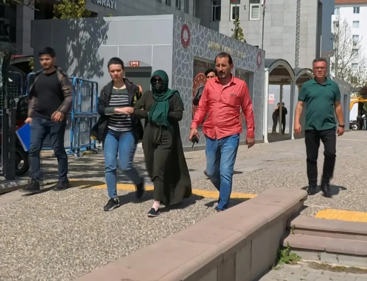 Polis 5 yıldır her yerde onu arıyordu! 100 ayrı suçtan 94 yıl hapis cezası var