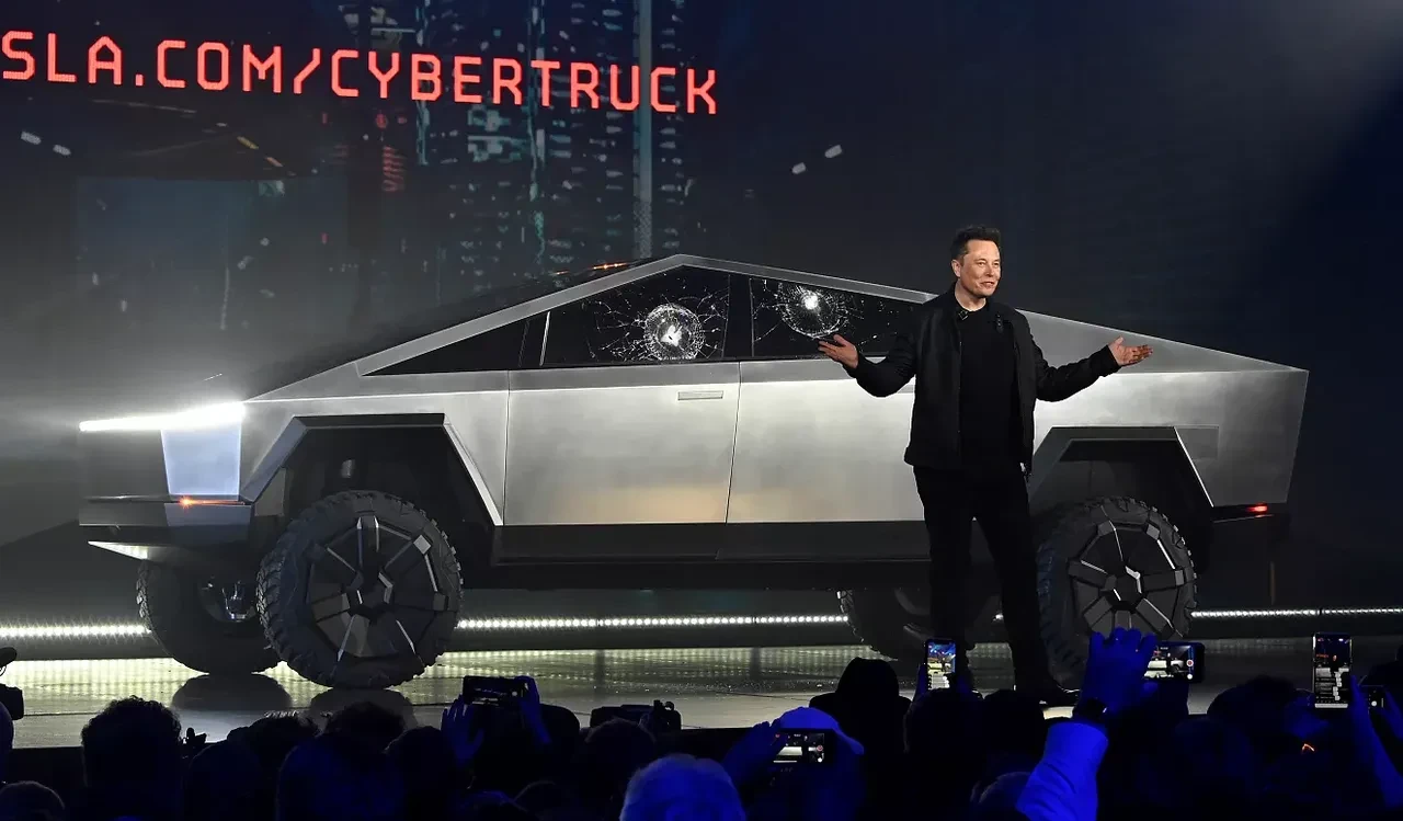 Tesla kullanıcıları büyük şok yaşıyor! Değer kaybı 'akıl almaz' düzeyde