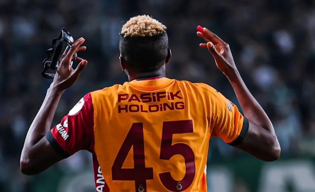 Victor Osimhen için dev teklif! Dursun Özbek açıkladı: Onlarla rekabet etmemiz zor