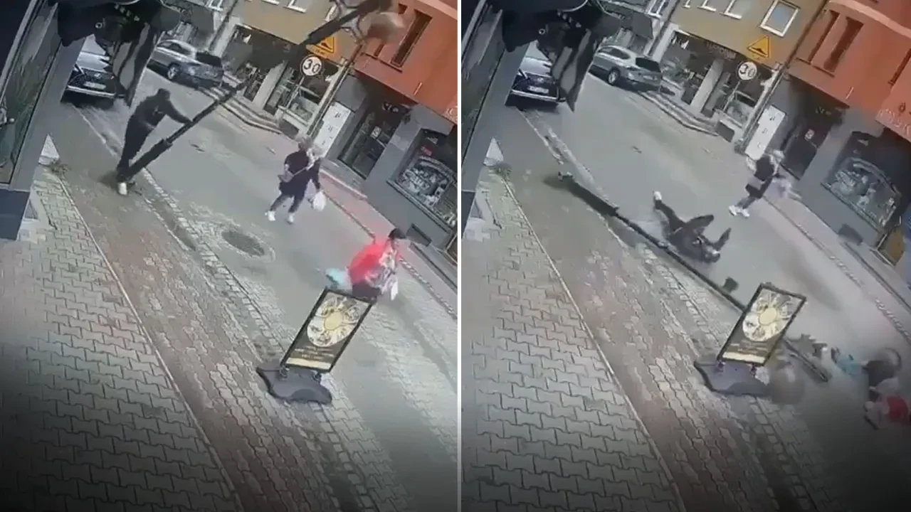 Yaslandığı dev direk bir anda devrildi! Yoldan geçen kadın ezilmekten kıl payı kurtuldu
