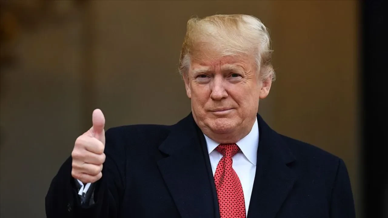 Altın kart çıkıyor! Üzerine Trump'ın fotoğrafı basılacak