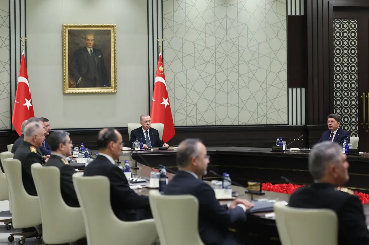 Beştepe'de kritik MGK: 8 maddelik açıklamada 'Terörsüz Türkiye' vurgusu