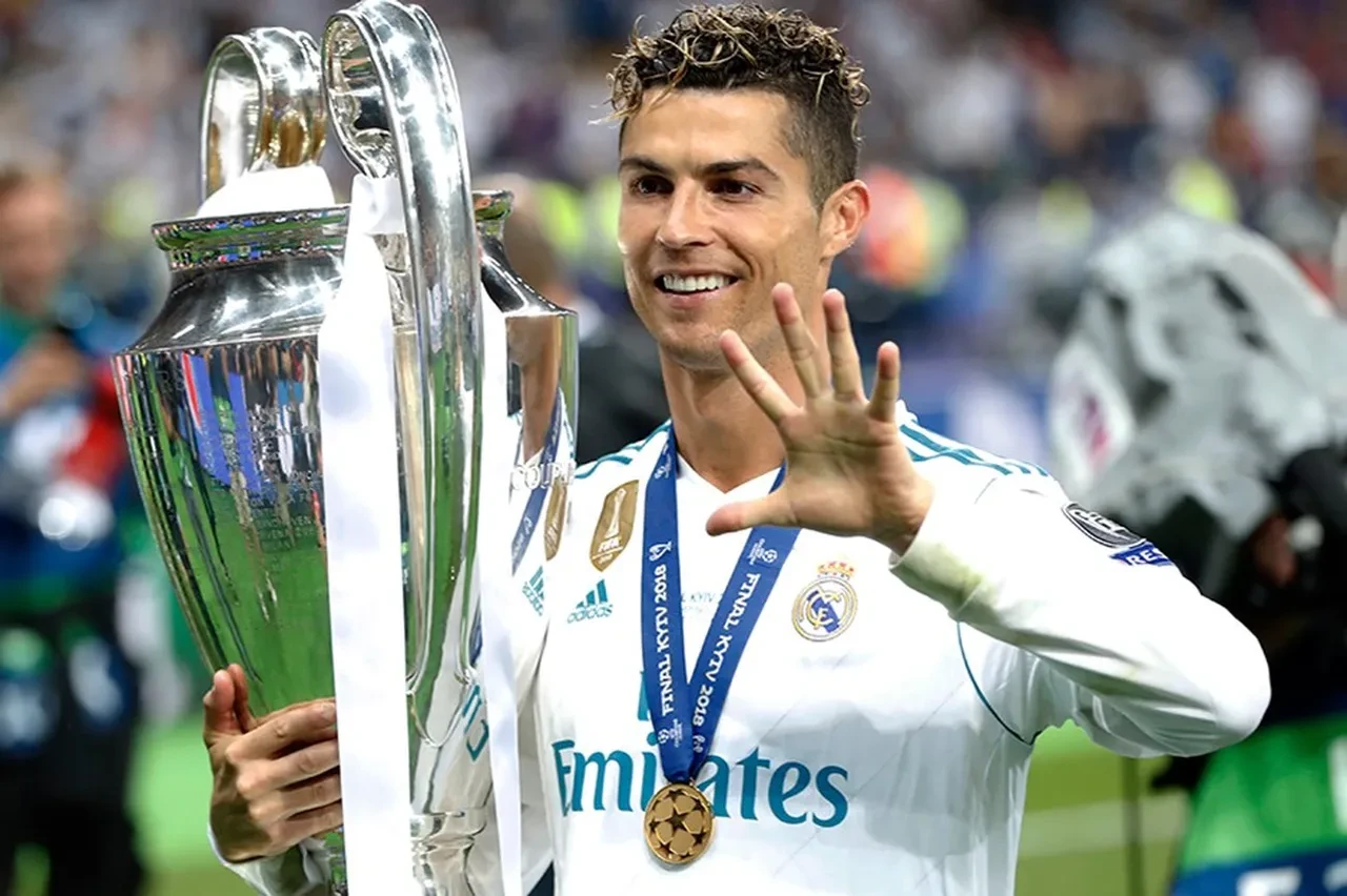 Cristiano Ronaldo'nun gençlik sırrı ortaya çıktı! 40 yaşında ama hala 23 gibi zamana meydan okuyor