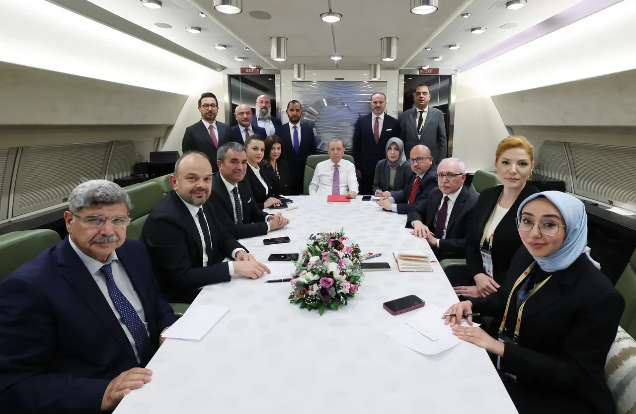 Cumhurbaşkanı Erdoğan’dan Kredi Garanti Fonu açıklaması! Yeni destek paketi yolda