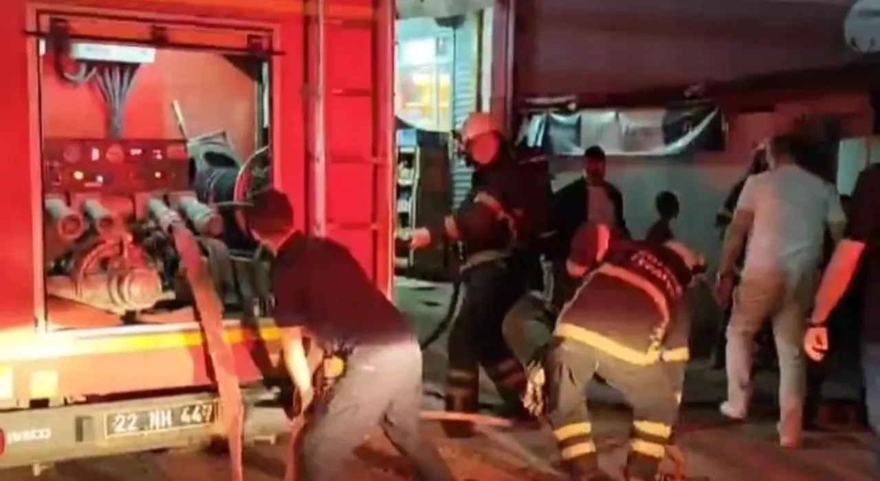 Edirne'de ev alev alev yandı: Böyle seferber oldular! 