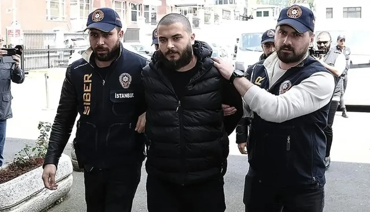  Faruk Özer de dolandırılmış! Thodex'in açığını buldu, yarım milyonluk vurgun yaptı