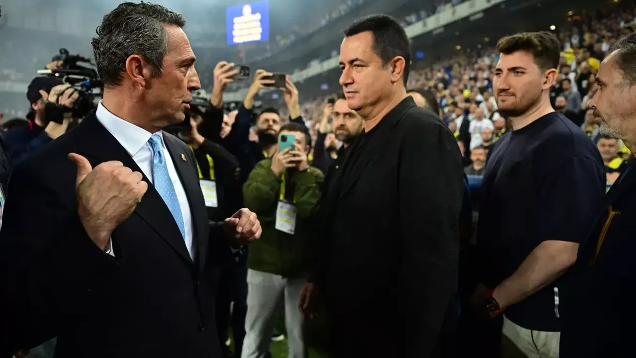 Fenerbahçe'den transfer sezonuna damga vuracak hamle! PSG ile anlaşma sağlandı