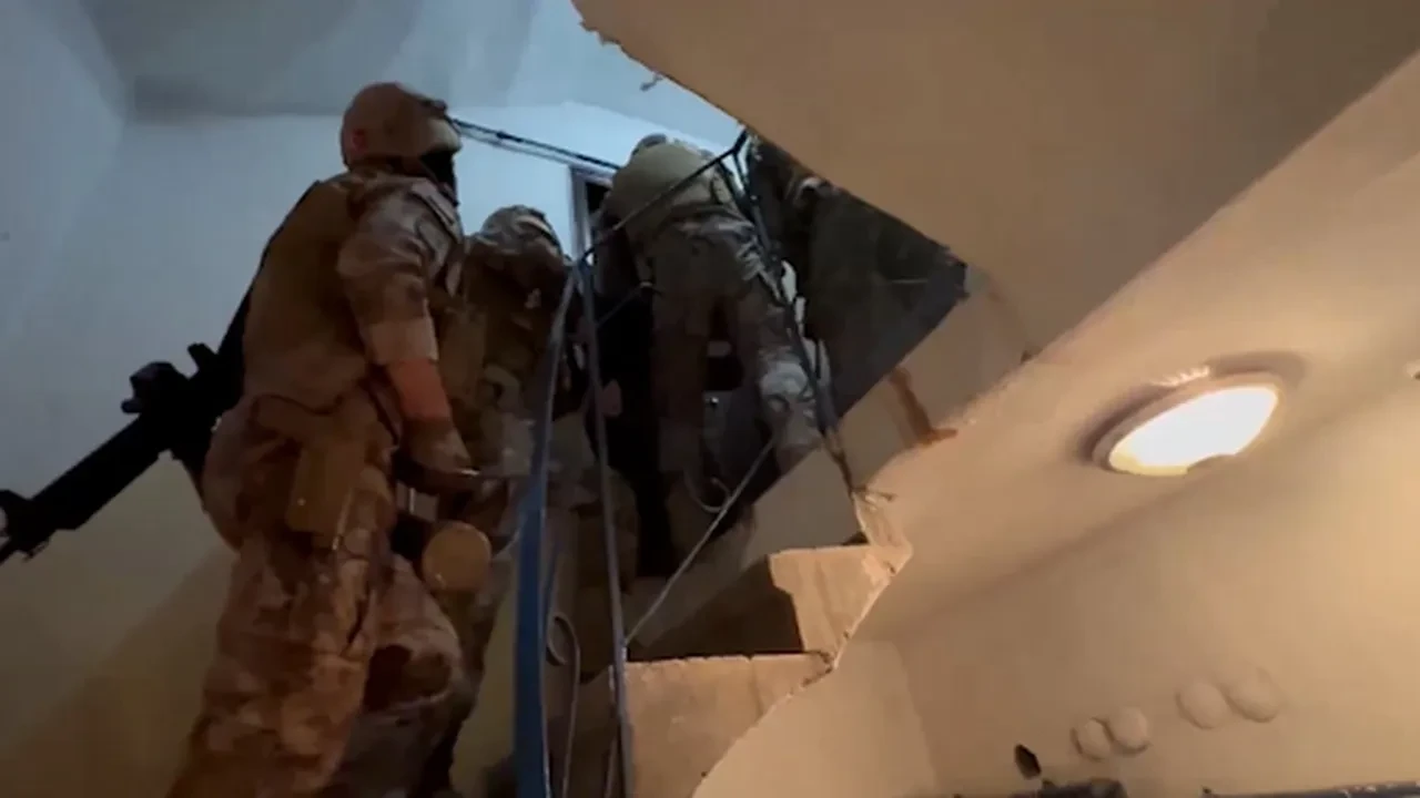 İstanbul'da dev uyuşturucu operasyonu! Hazırlıkları 4 ay sürdü: 272 torbacı yakalandı