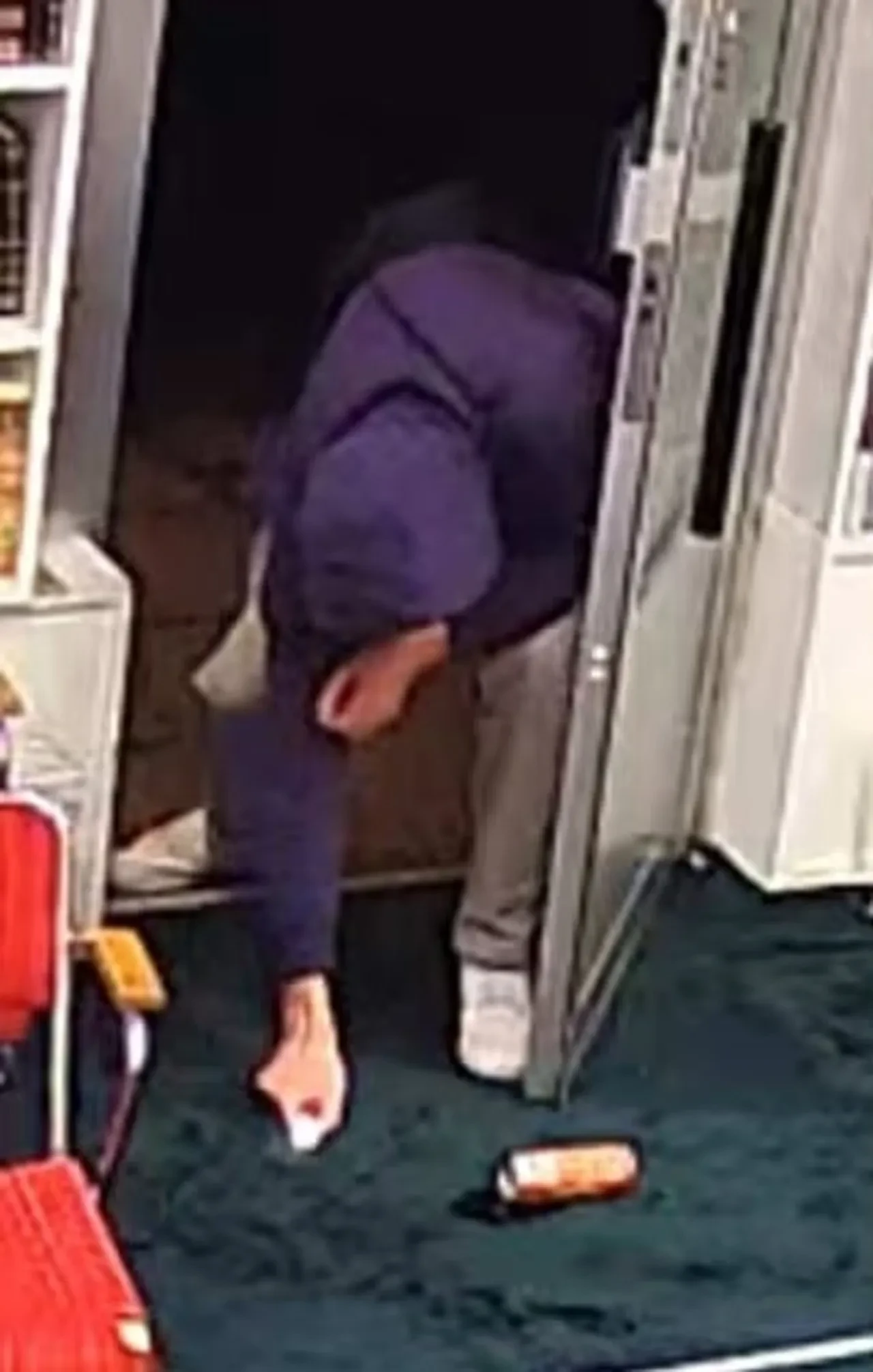 İsveç'te cami kundaklayan zanlı tutuklandı! Telefonundaki görüntüler dikkat çekti