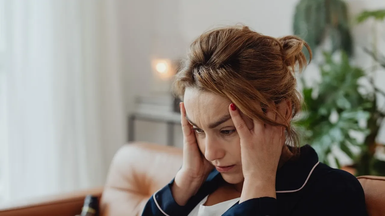 Sabahları alarm kurmadan erken uyanıyorum diyenler dikkat! Bu belirtiler varsa vücudunuz alarm veriyor