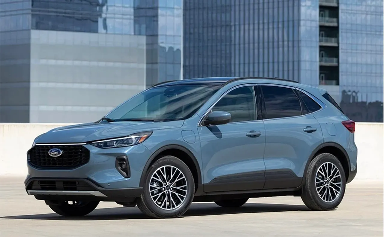 Sıfır araba alacak olanlar dikkat satarken üzülmeyin! İkinci elde en çok değer kaybeden 10 araba modeli