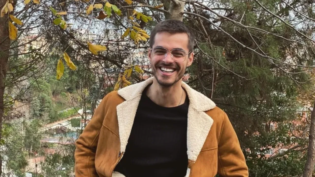 Berk Atan duygusal paylaşımıyla hüzünlendirdi! Günlerce hastanede kalmıştı 