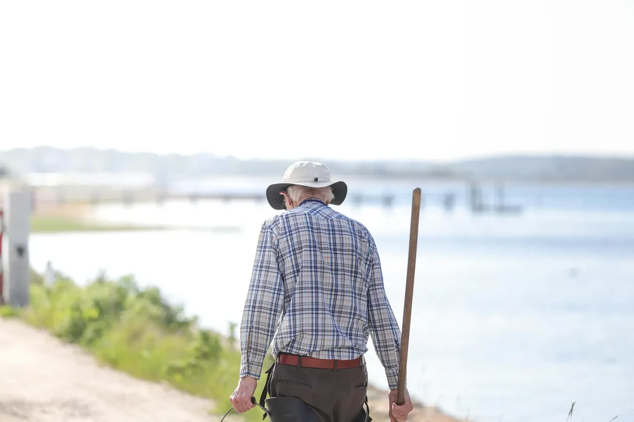 Bu tarz yürüyenler dikkat! Yürüyüş tarzınız yaşlandığınızda sağlık sorunlarına neden olabilir