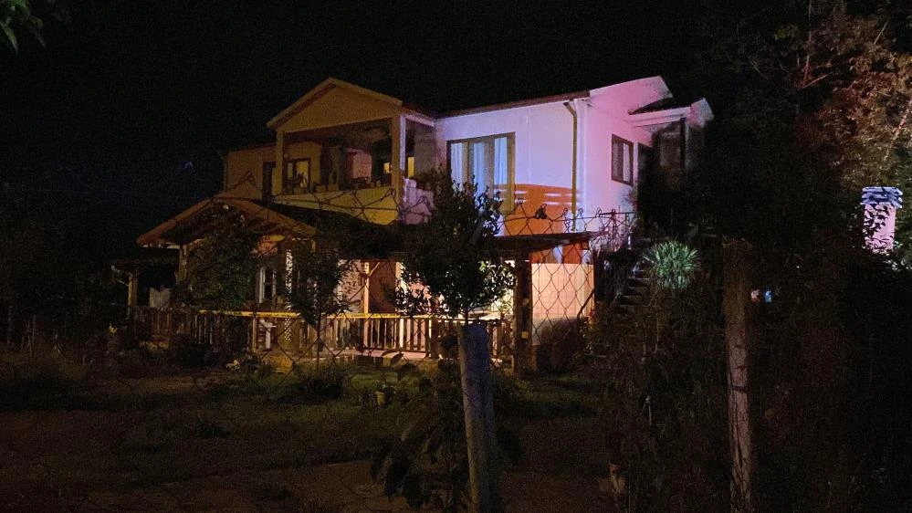 Kartepe'de enişte ve ablasını yaralayan zanlı firarda