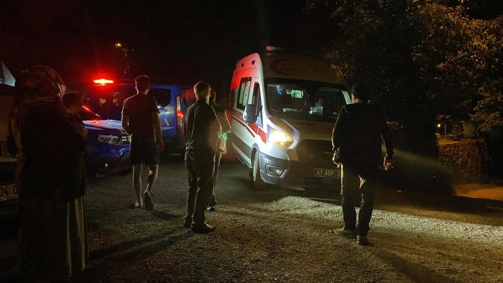 Kartepe'de enişte ve ablasını yaralayan zanlı firarda