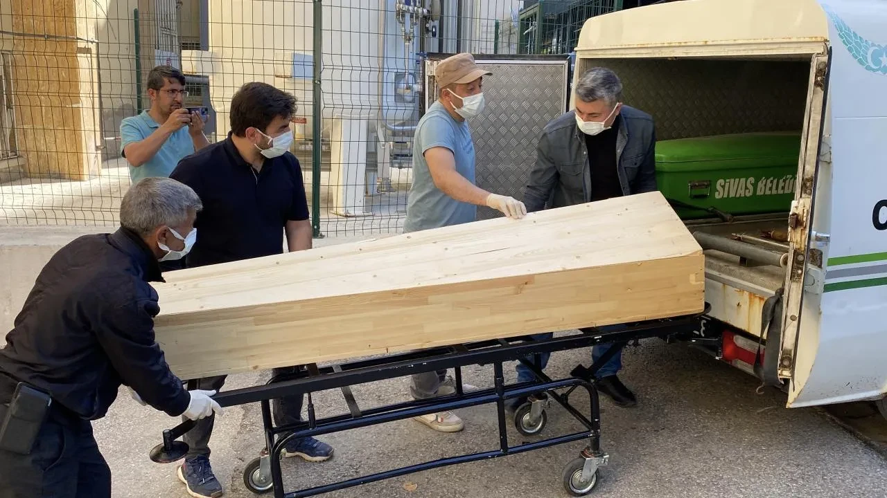 Kene kabusu yine hortladı! Sivas'ta bir can daha aldı 