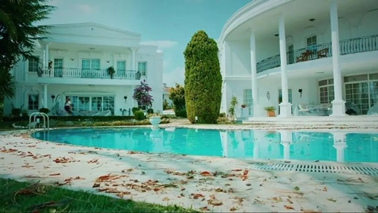 'Medcezir'in çekildiği villa satışa çıktı! İstenen rakam dudak uçuklattı 
