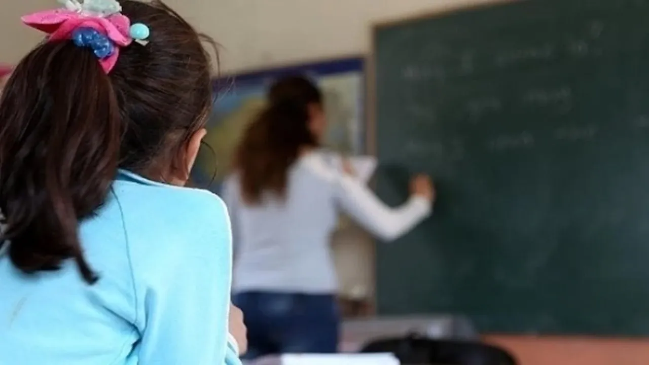 Okulun son haftası devamsızlık yazılacak mı? Okulların kapanış tarihi araştırılıyor
