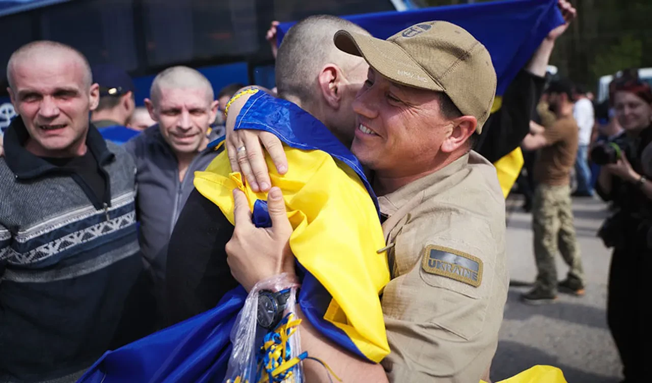 Rusya-Ukrayna arasında büyük takasın ilk aşaması! 270 asker ve 120 sivil esir takas edildi