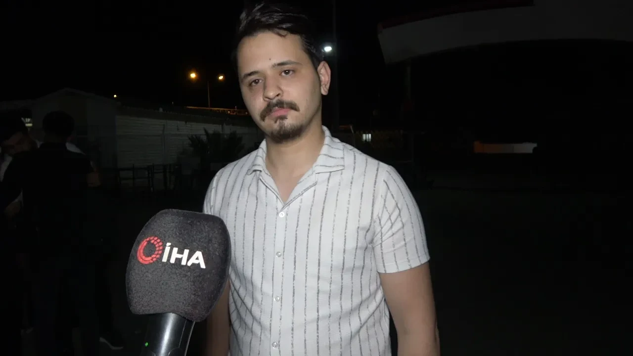 Suriyelilerin memlekete dönüşü Öncüpınar’da gece de yoğunluk oluşturdu