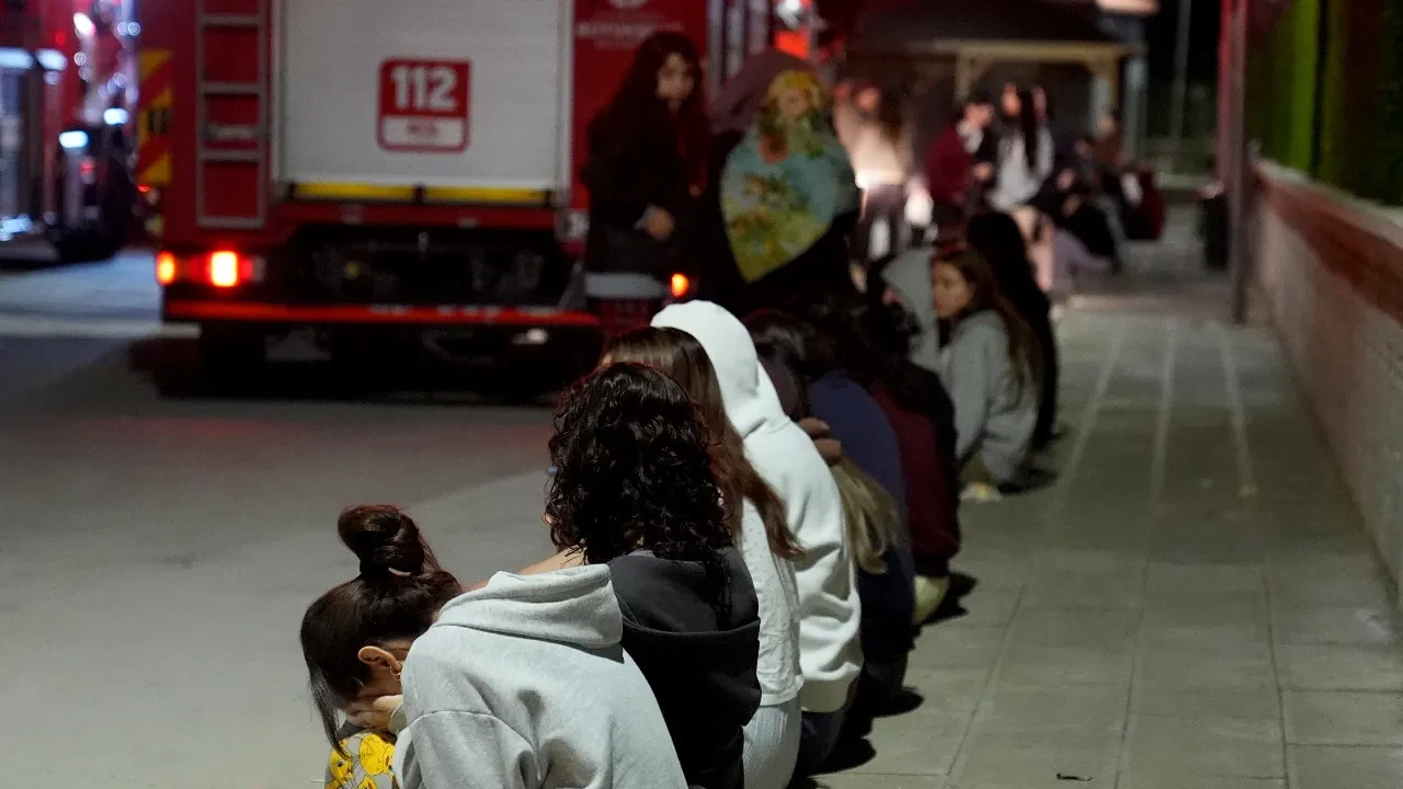 Tuzla’daki kız öğrenci yurdunda yangın paniği