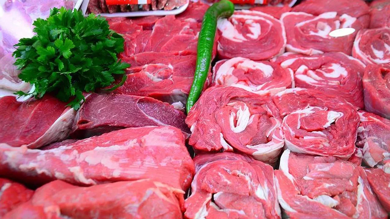 Zincir marketlerden alınan kurbanlık etlerle ilgili korkunç şüphe: Bu kurban değil