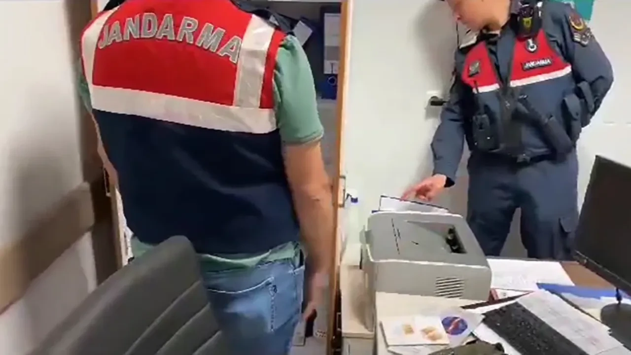9 ilde sahte engelli raporu operasyonu: 12 araca el konuldu 