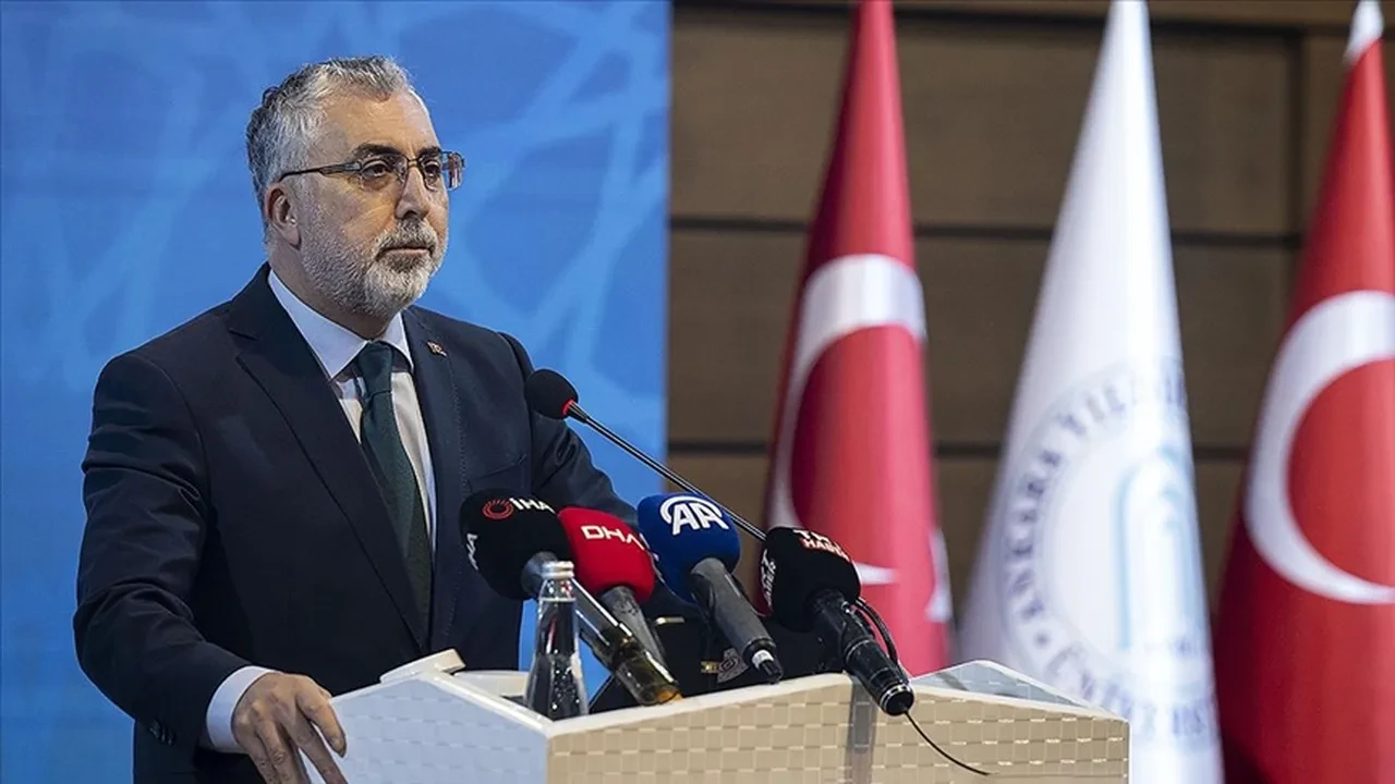 Bakan Işıkhan: Engellilere Yönelik Sanal İstihdam Fuarı’nı tamamladık