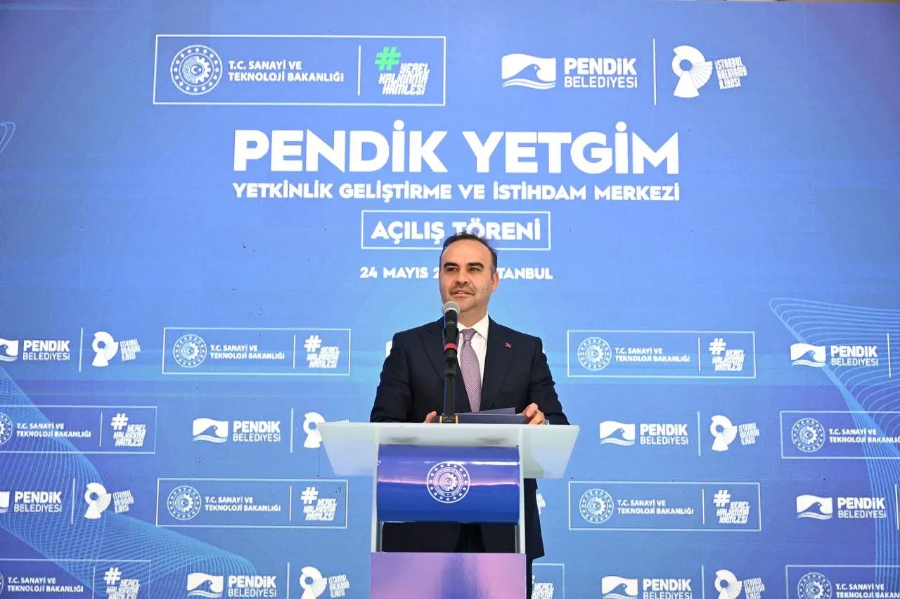 Bakan Kacır: "Sanayi ve Teknoloji Kolejleri kuracağız"